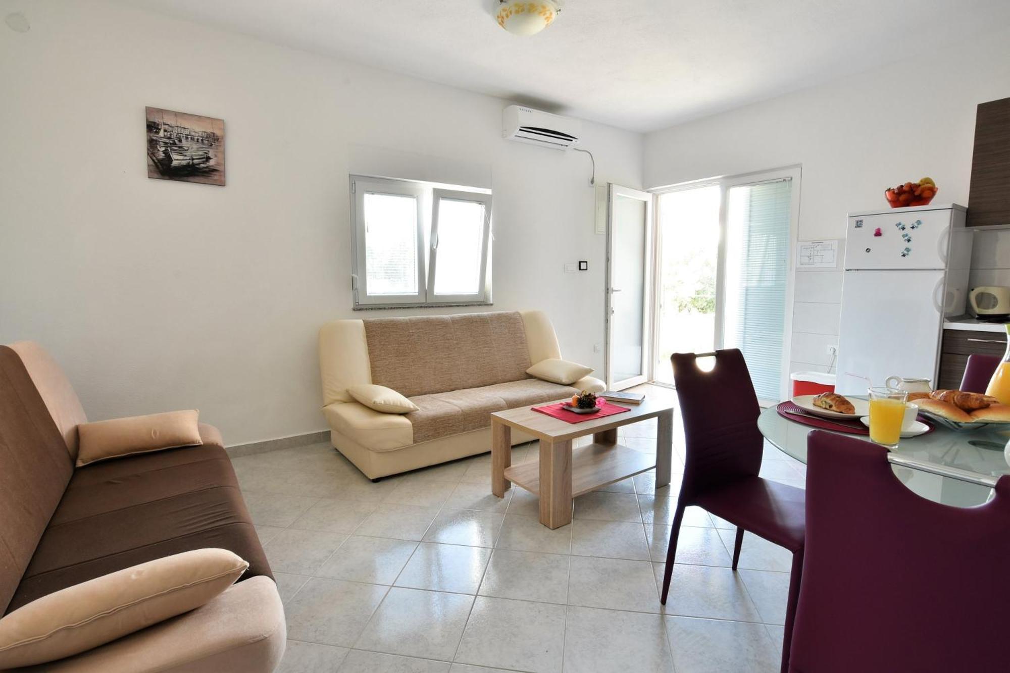 Apartmani Natasa Nino Jezera, Murter Habitación foto