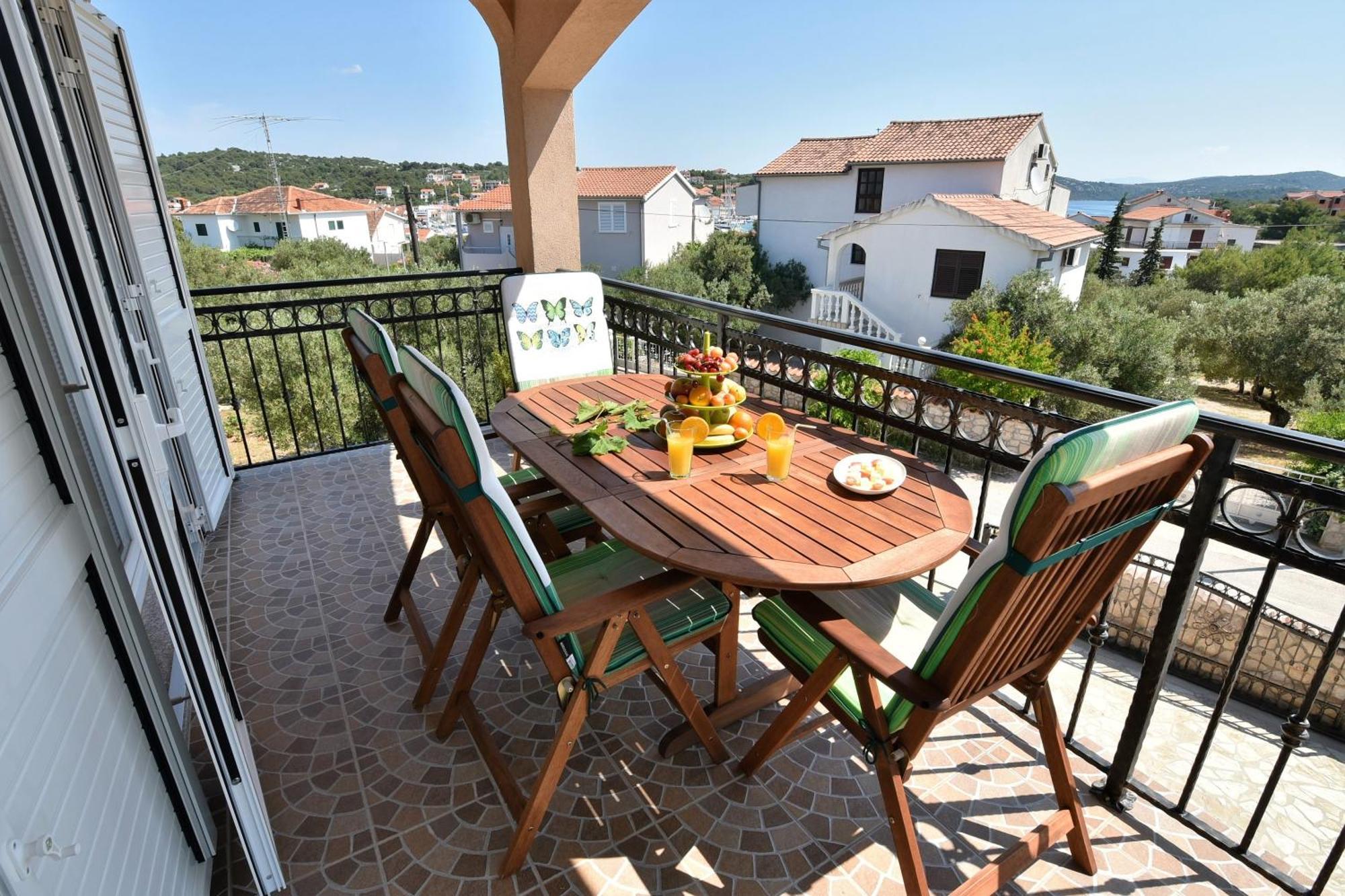 Apartmani Natasa Nino Jezera, Murter Habitación foto